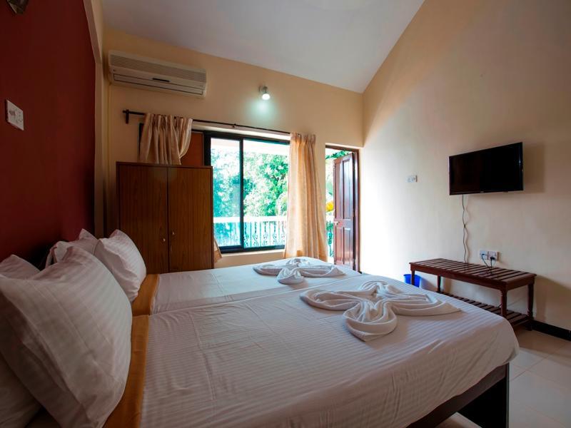 Serenity By The Sea Beach Resort Candolim Eksteriør bilde