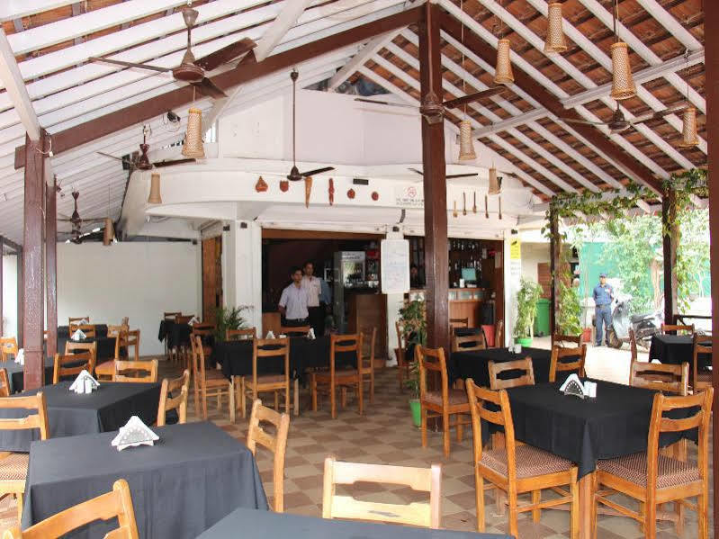Serenity By The Sea Beach Resort Candolim Eksteriør bilde